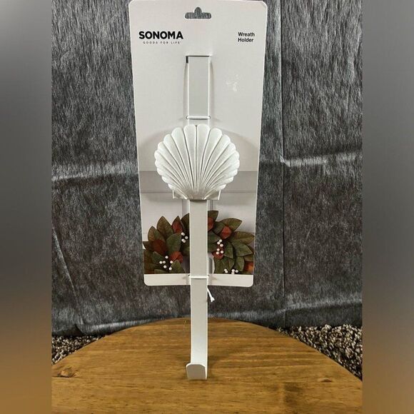 NEW Sonoma Shell Metal Door Hanger for Wreaths (Beach Vibes) - Picture 1 of 7